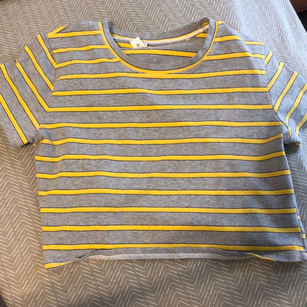 Striped cropped tee